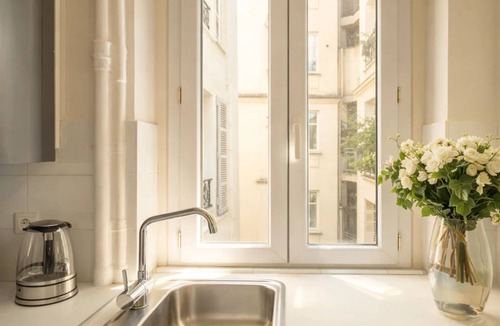 Porte-Dauphine Apartment | 1539 Belles Feuilles