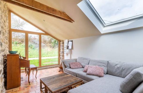 Pleboulle House | 170 m² House ∙ 3 bedrooms ∙ 5 guests