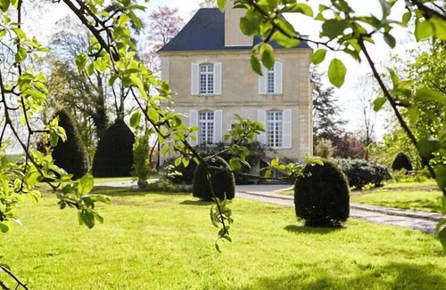 Livry House | 18th-century château near Bayeux