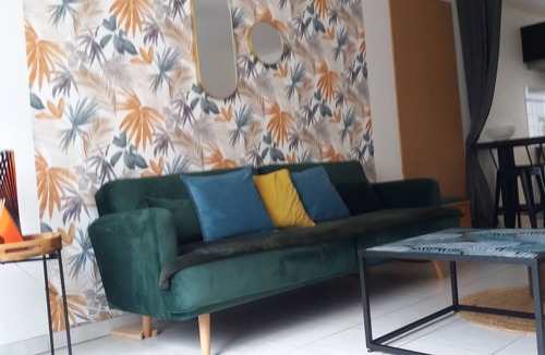 Janze Apartment | 2-bedroom apartment. Downtown, ground floor with exterior