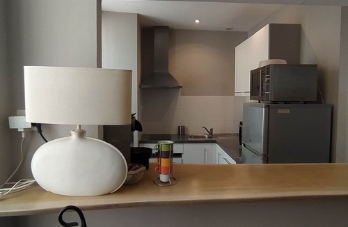 Lesneven Apartment | 2-bedroom apartment on 2nd floor for 4 people max.
