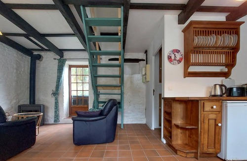 Lignol House | 2 bedroom cozy home in Lignol