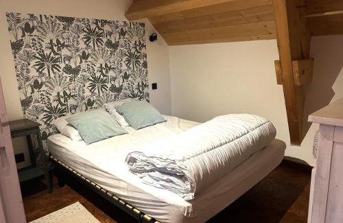 Gouville-sur-Mer House | 2 houses for a large family or group