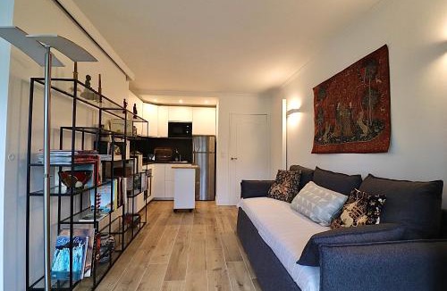 Le Chesnay Apartment | 2 pièces avec balcon - Parking - Proche Versailles