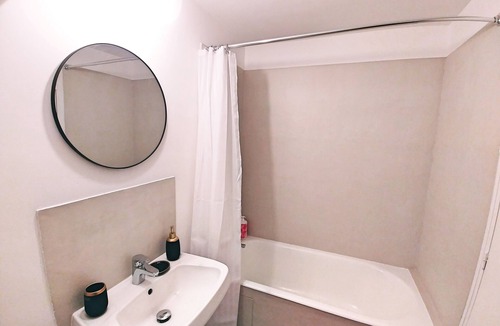 Chartres Apartment | 2-room apartment in historic center with cathedral view