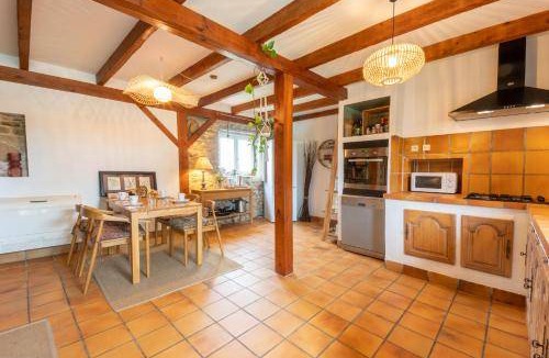 Plourin House | 230 m² House ∙ 7 bedrooms ∙ 15 guests