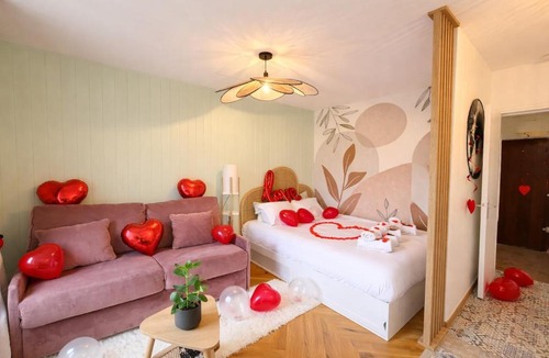 Saint-Germain-en-Laye Apartment | 25' PARIS -Joli Studio-Centre-ville- 5' RER A Station