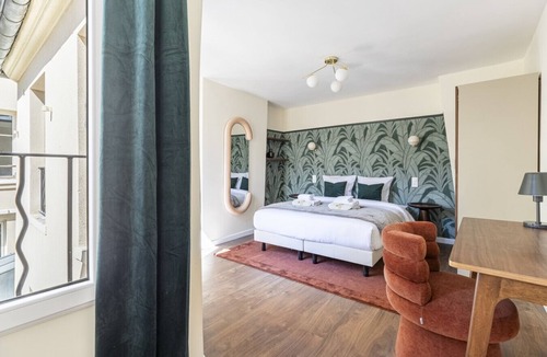 Notre-Dame-des-Champs Apartment | 2D.Studio Jardin Luxembourg Bon Marché Necker