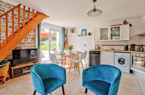 Quettreville-sur-Sienne House | 3 bedroom amazing home in Quettreville-sur-Sienn