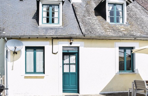 Pont-d'Ouilly House | 3 bedroom nice home in Pont d'Ouilly