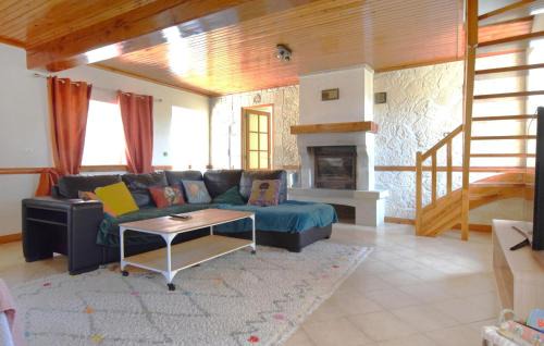 Joganville House | 3 Bedroom Pet Friendly Home In Joganville