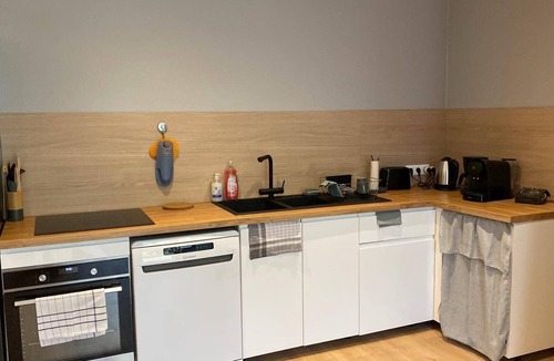 Luc-sur-Mer House | 3-bedroom seaside house with garden and parking. Pets welcome.