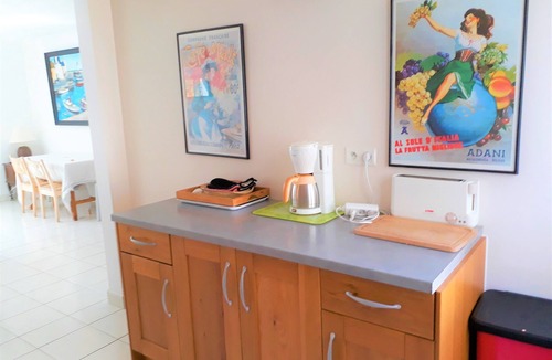 Quiberon House | 3 * village house, bright veranda opening onto terrace and large garden