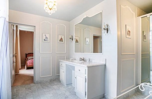 Audouville-la-Hubert House | 300 m² House ∙ 5 bedrooms ∙ 8 guests