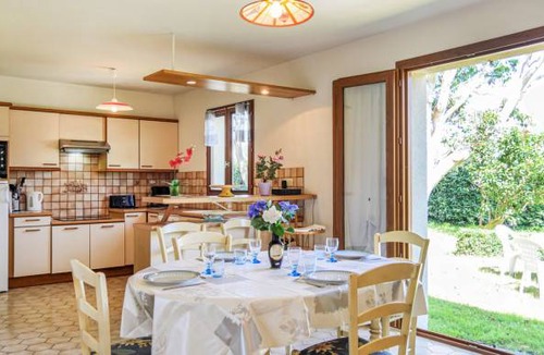 Pirou House | 4 bedroom accommodation in Pirou-Plage