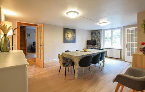 Dangy House | 4 Bedroom Awesome Home In Dangy