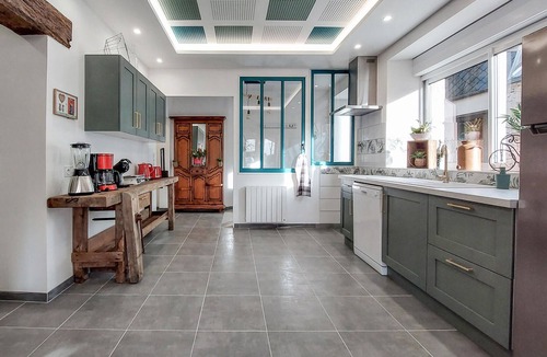 Neuilly-le-Vendin House | 4 bedroom beautiful home in Neuilly le Vendin