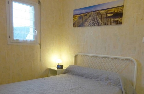 Damgan Apartment | 4 person beachfront apartment in seaside resort