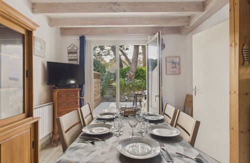 Le Pouliguen Ski Chalet | 400m from the beach, garden, house for 5