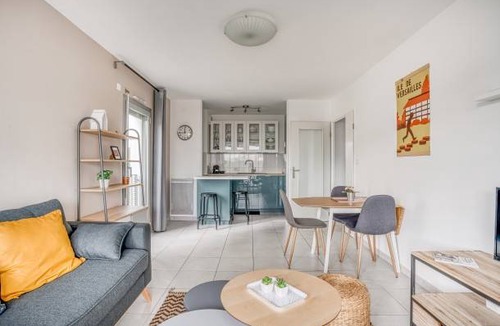 Republique - Les Ponts Apartment | 45 m² Apartment ∙ 1 bedroom ∙ 3 guests