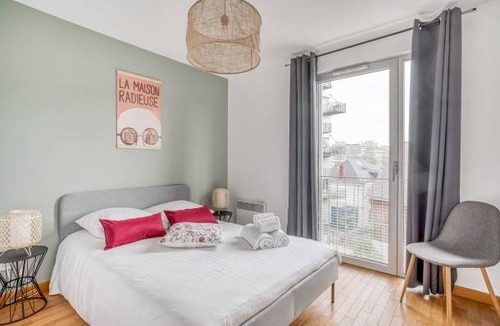 Republique - Les Ponts Apartment | 45 m² Apartment ∙ 1 bedroom ∙ 2 guests