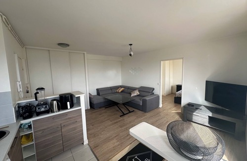 Gambetta Apartment | 47 m² love cocoon with balcony