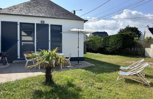 Erquy Villa | 481 - Maison de pêcheur à 50m de la plage de Caroual.