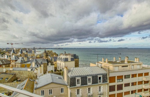 Parame Apartment | 65 m² Apartment ∙ 2 bedrooms ∙ 4 guests