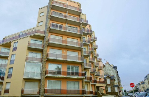 Parame Apartment | 65 m² Apartment ∙ 2 bedrooms ∙ 4 guests