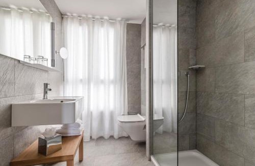 Porte-Saint-Martin Hotel | 9Hotel Republique