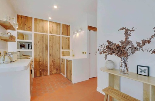 Croulebarbe Apartment | A Breathtaking 2-BR/1Ba - Gobelins