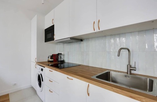 Charonne Apartment | A Bright 2-BR in Nation - Charonne