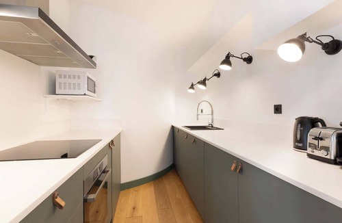 Odeon Apartment | A Fantastic 4-BR/4BA in Saint Germain