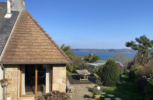 Plestin-les-Greves Villa | A haven of peace overlooking the sea