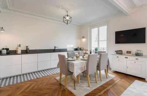 Notre-Dame-des-Champs Apartment | A premium vacation stay in Saint Germain/Luxembourg Gardens