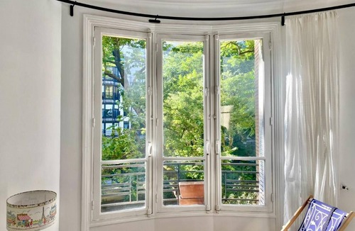 Auteuil Apartment | A unique experience in an Art Deco building