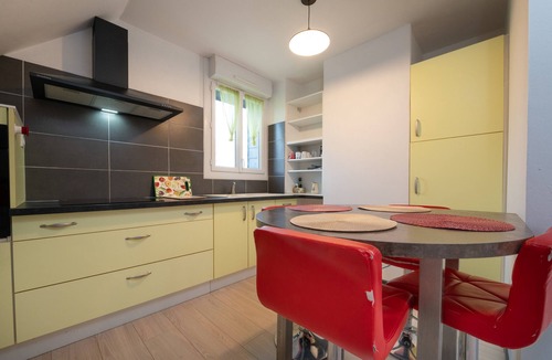 Rieux Apartment | Accommodation 6 km from Redon, 35 km from the sea