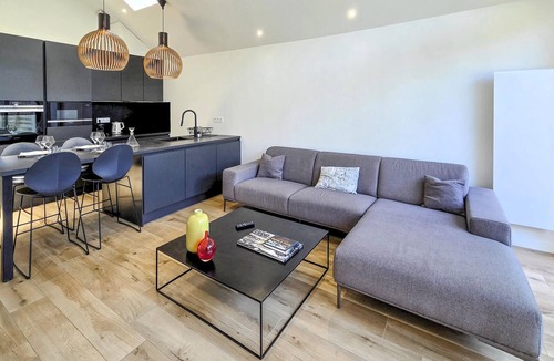 Grillaud - Proce House | Agréable maison en ville