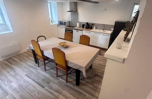 Exmes House | AIR-CONDITIONED HOUSE 5 MINUTES FROM THE HARAS DU PIN