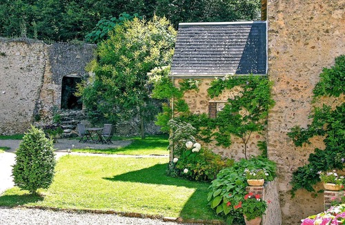 Conflans-sur-Anille House | Amazing home in Conflans sur Anille with sauna