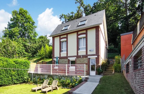 Veulettes-sur-Mer House | Amazing home in Veulettes-sur-Mer