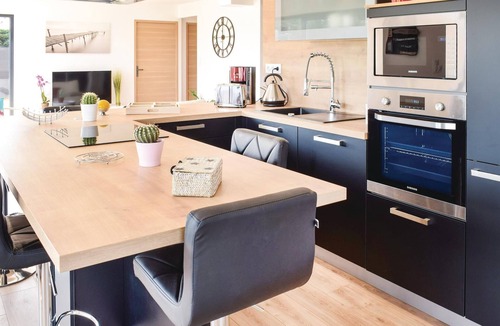 Creances House | Amazing home in Créances