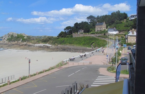 Perros-Guirec Apartment | APARTMENT FEET IN THE WATER SEA 15 METERS WIFI PANORAMIC VIEW