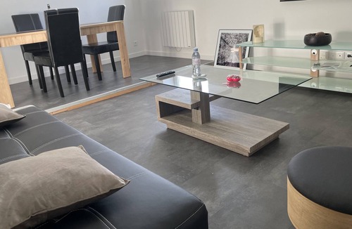 Maintenon Apartment | Apartment