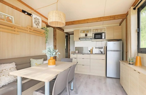 Plomodiern Ski Chalet | Apartment