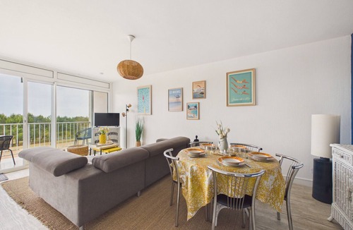 Saint-Brevin-les-Pins Apartment | Apartment facing the sea for 6 people