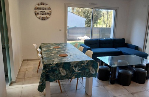 Saint-Brevin-les-Pins Apartment | APARTMENT NEAR THE BEACH WITH A GARDEN