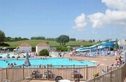 Bourgenay Apartment | Apartment with sea and harbor view, heated pool and golf course, Pierre & Vacances residence