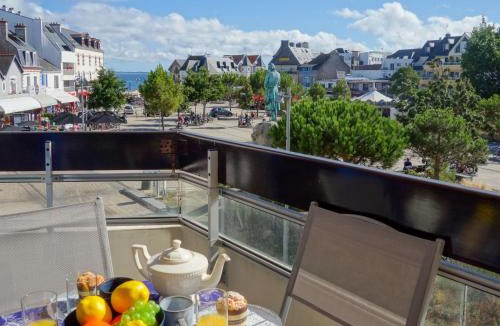 Quiberon Apartment | Apartment Résidence Le Grand Bleu by Interhome