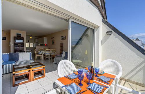 Quiberon Apartment | Apartment Résidence Villa Des Iles by Interhome